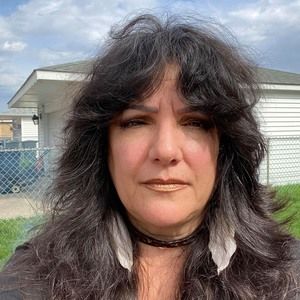 Meet your Posher, Theresa